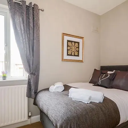 New - Prospect , City Centre Terraced House ヨーク
