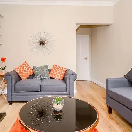 New - Prospect , City Centre Terraced House Сasa de vacaciones *